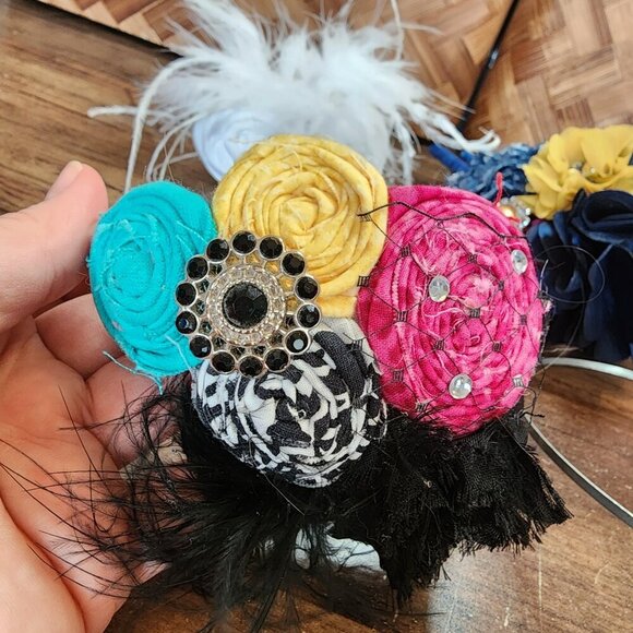 Lot of 14 Boutique Handmade Headbands Clips Barrettes Necklace Dress Up Props - Picture 8 of 16